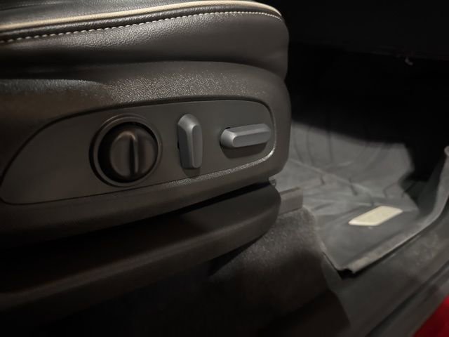 Used 2022 Chevrolet Traverse Premier w/ LPO, Floor Liner Package image 35