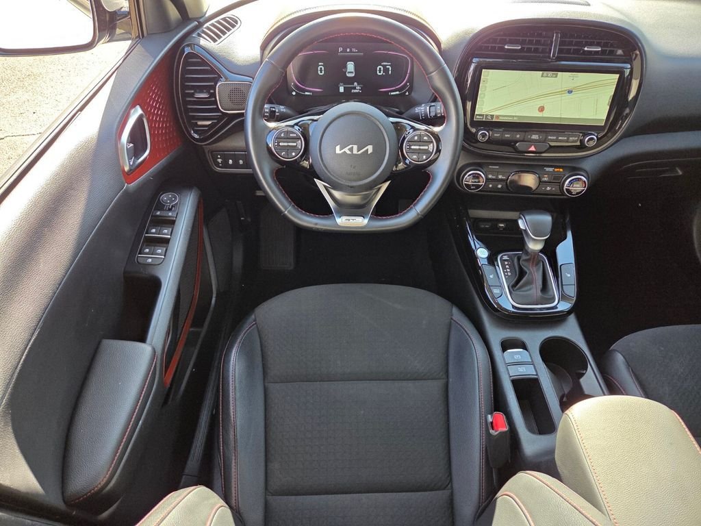 Used 2023 Kia Soul GT-Line w/ GT-Line Technology Package FWD image 16