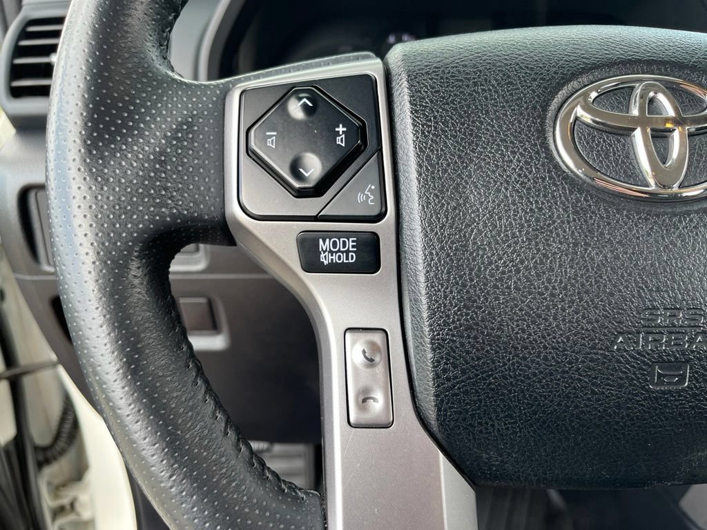 Used 2021 Toyota 4Runner SR5 AWD/4WD image 21