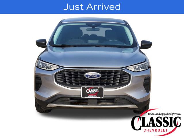 Used 2023 Ford Escape Active w/ Cold Weather Package FWD image 12