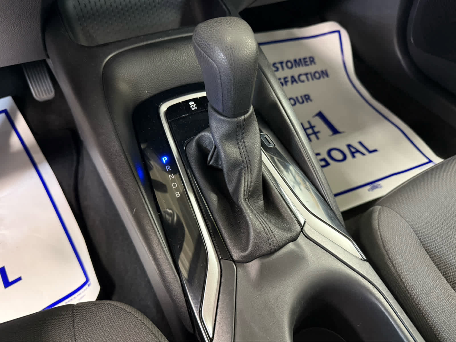 Used 2024 Toyota Corolla LE image 19
