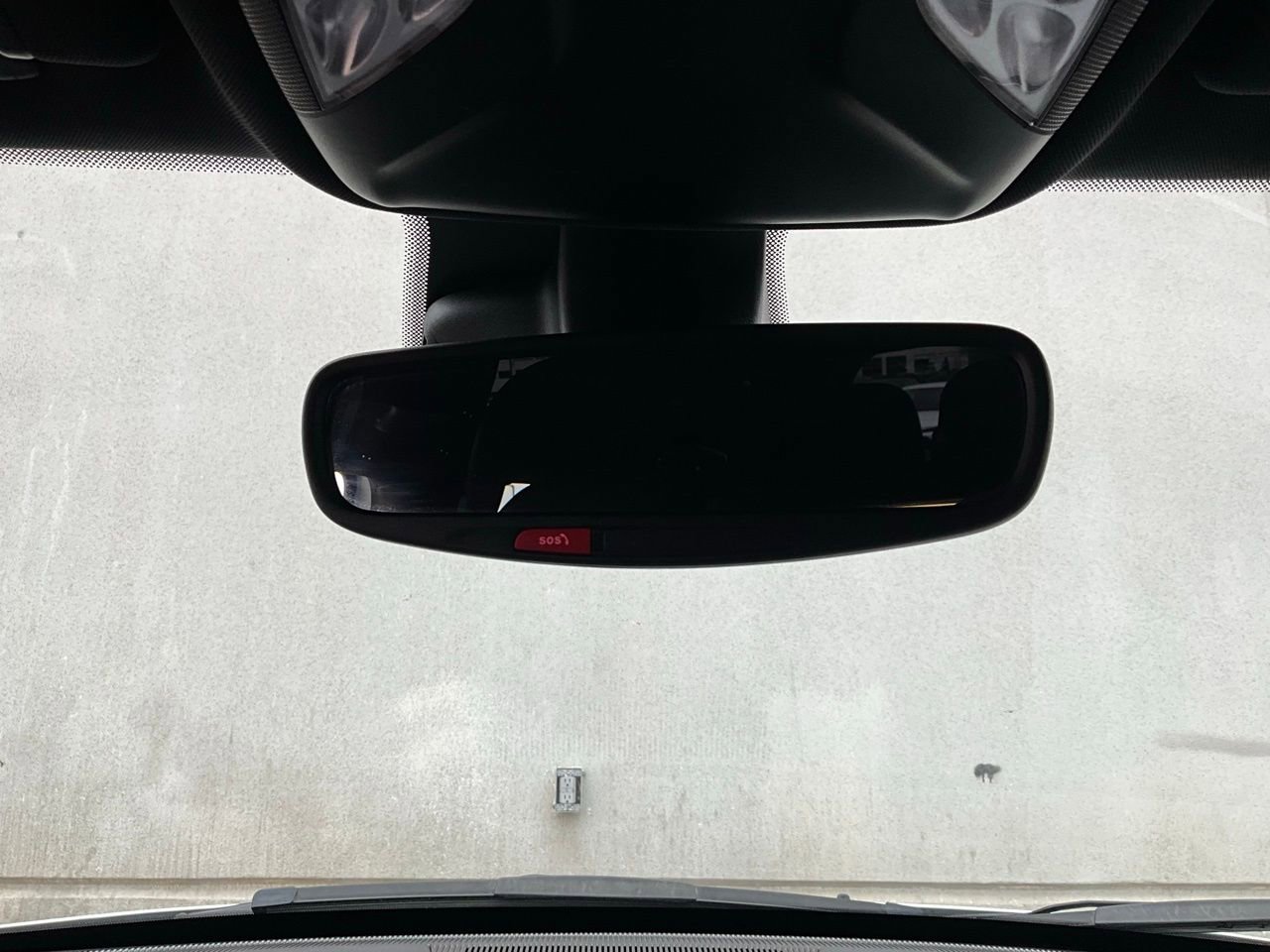 Used 2025 Jeep Compass Latitude image 17