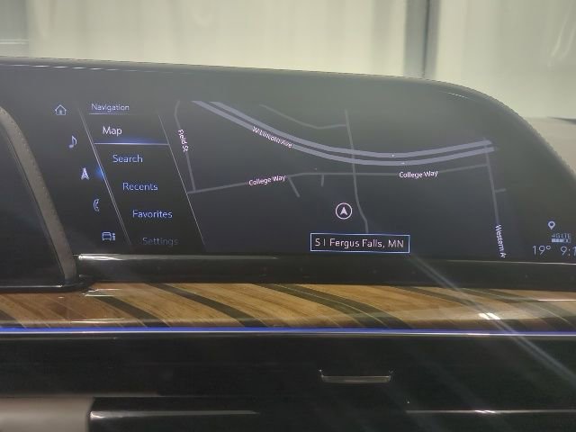 Used 2022 Cadillac Escalade Premium Luxury Platinum w/ LPO, Radiant Package image 33