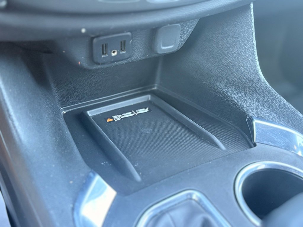 Used 2023 Chevrolet Traverse LT image 23