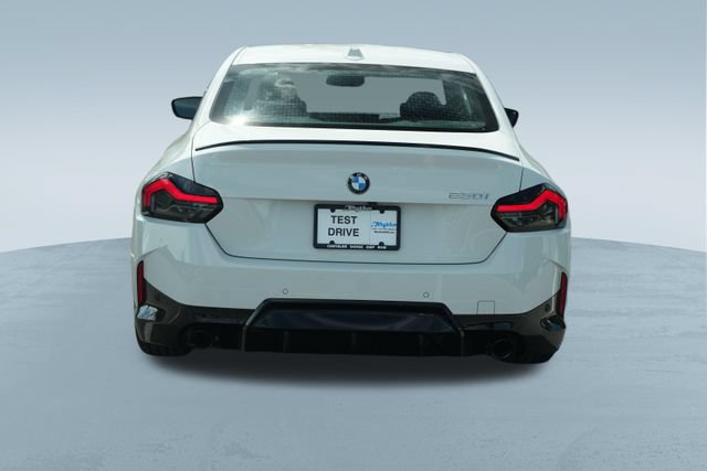 Used 2023 BMW 230i Coupe w/ M Sport Package RWD image 8