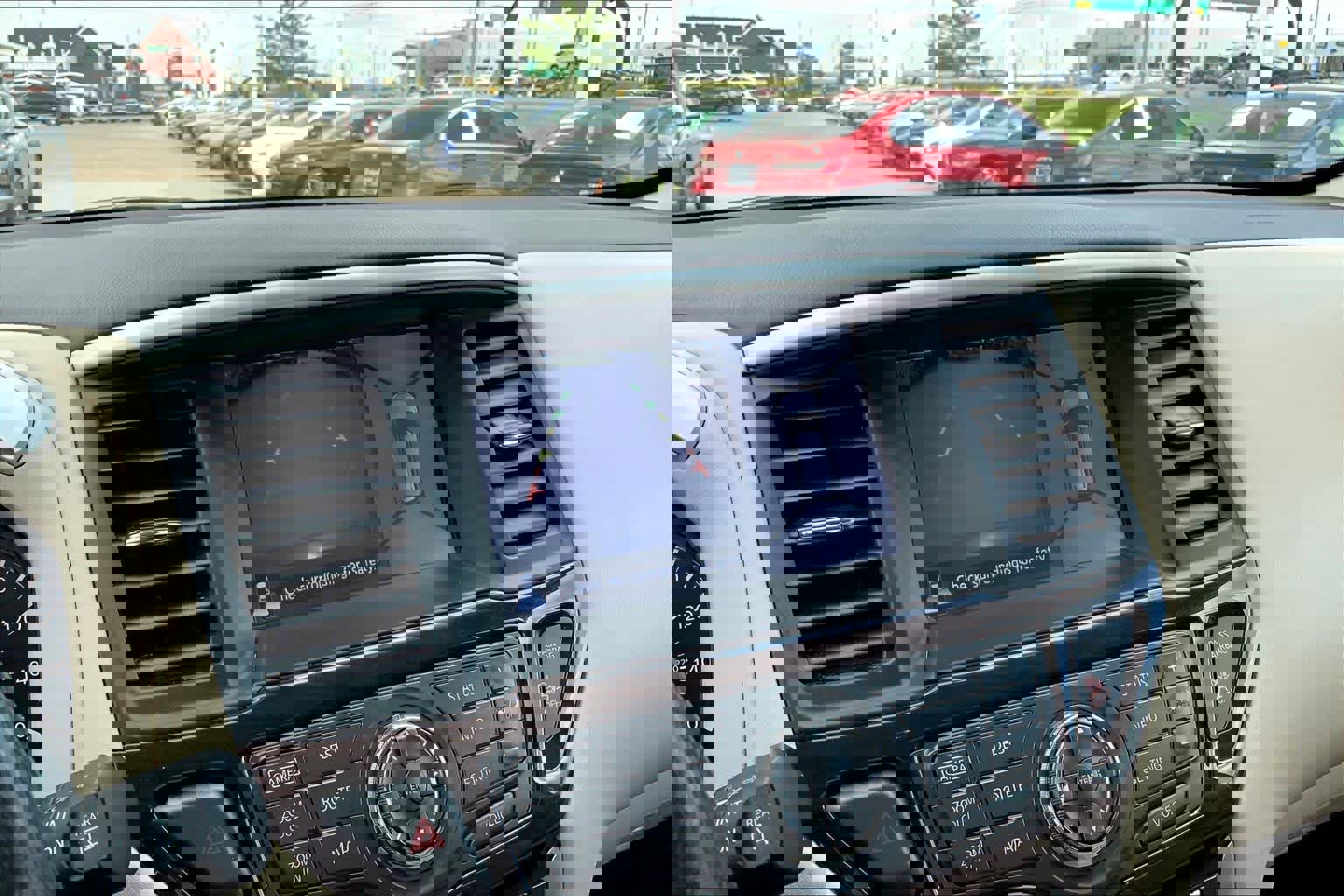 Used 2016 Nissan Pathfinder Platinum image 25