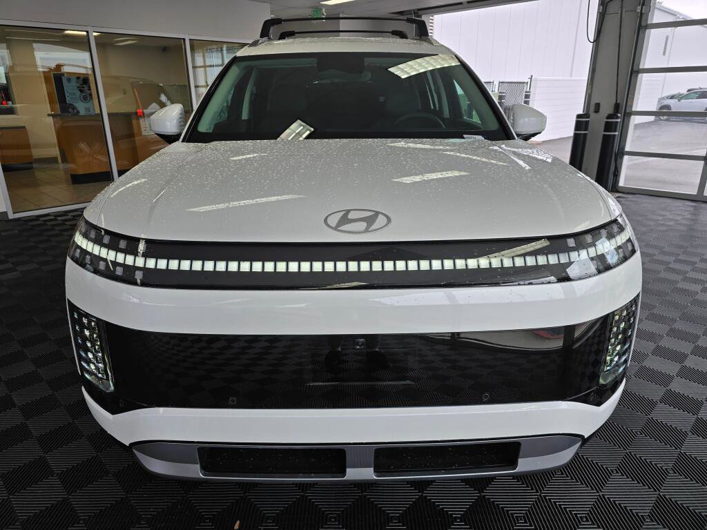 New 2026 Hyundai Ioniq 9 SEL image 9