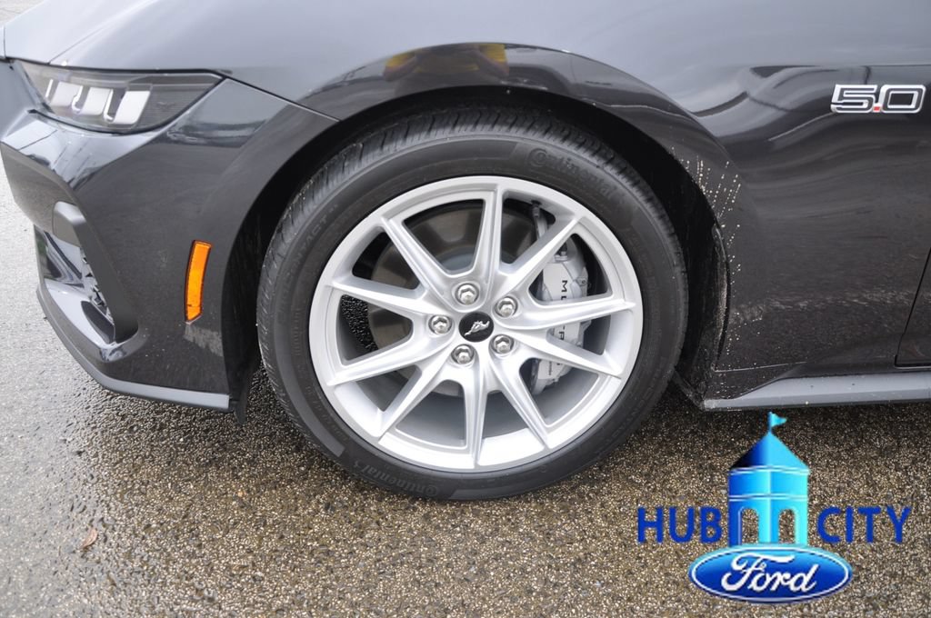 Used 2024 Ford Mustang GT Premium RWD image 9