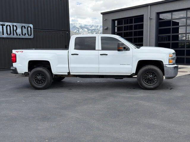 Used 2018 Chevrolet Silverado 2500 W/T w/ WT Fleet Convenience Package AWD/4WD image 4