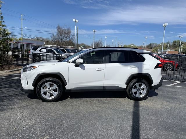 Used 2019 Toyota RAV4 XLE w/ Convenience Package image 5