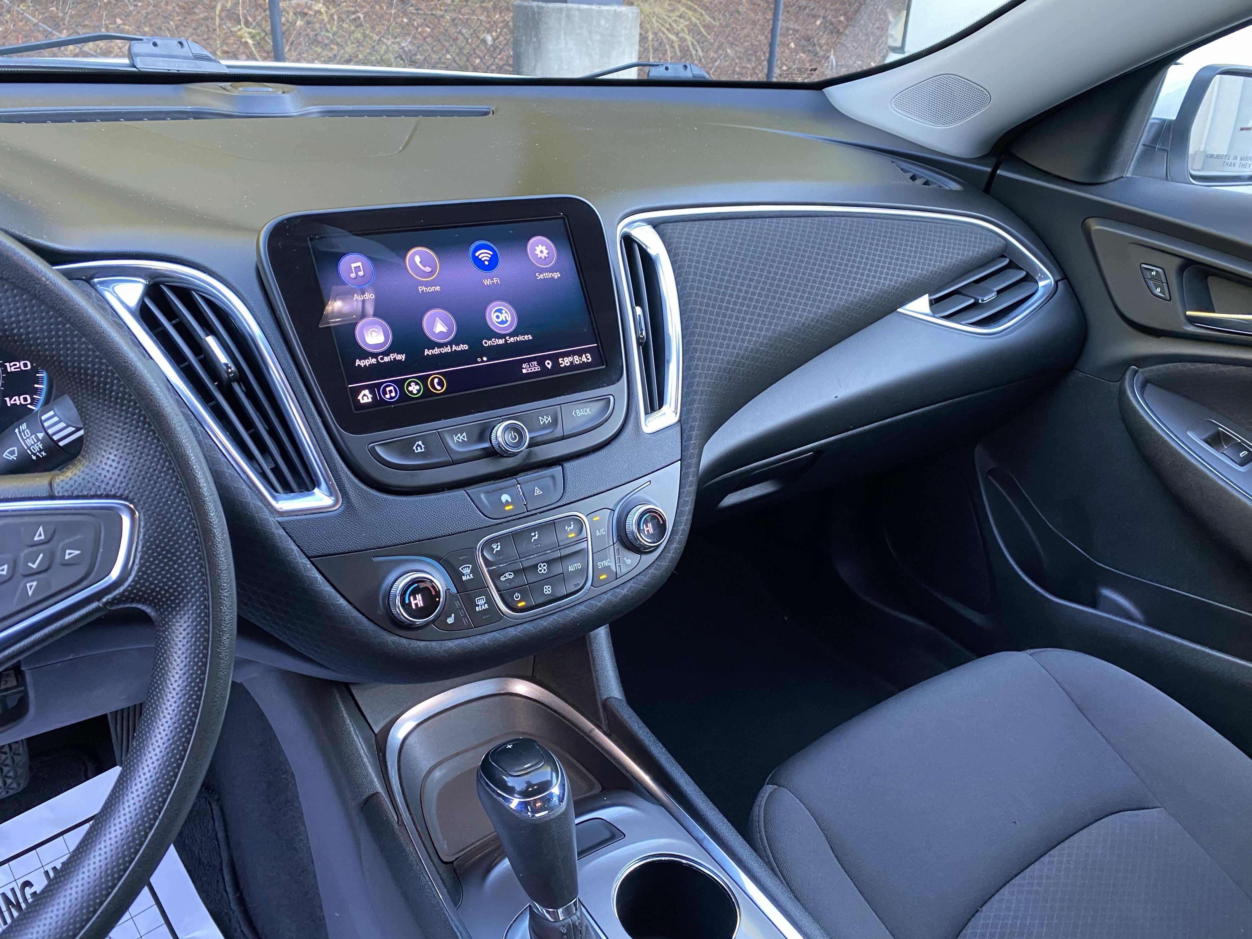 Used 2020 Chevrolet Malibu LT FWD image 22