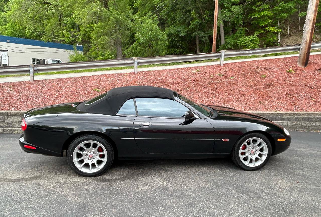 Used 2000 Jaguar XK8 Convertible RWD image 9