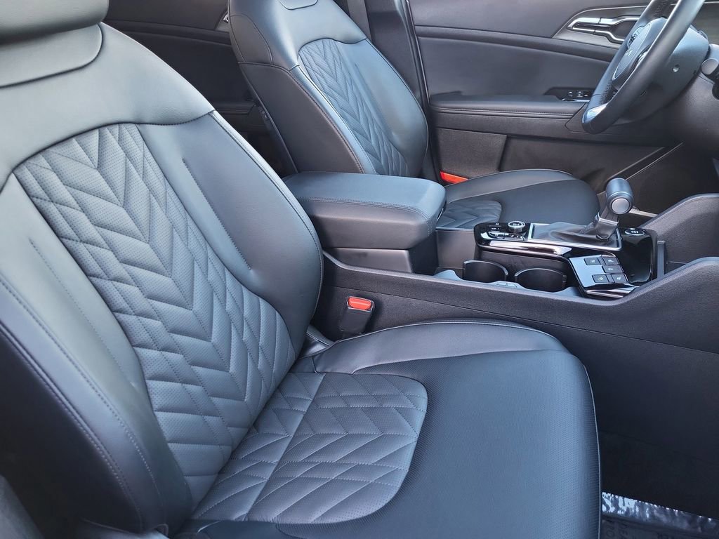 Certified 2025 Kia Sportage X-Pro Prestige image 21