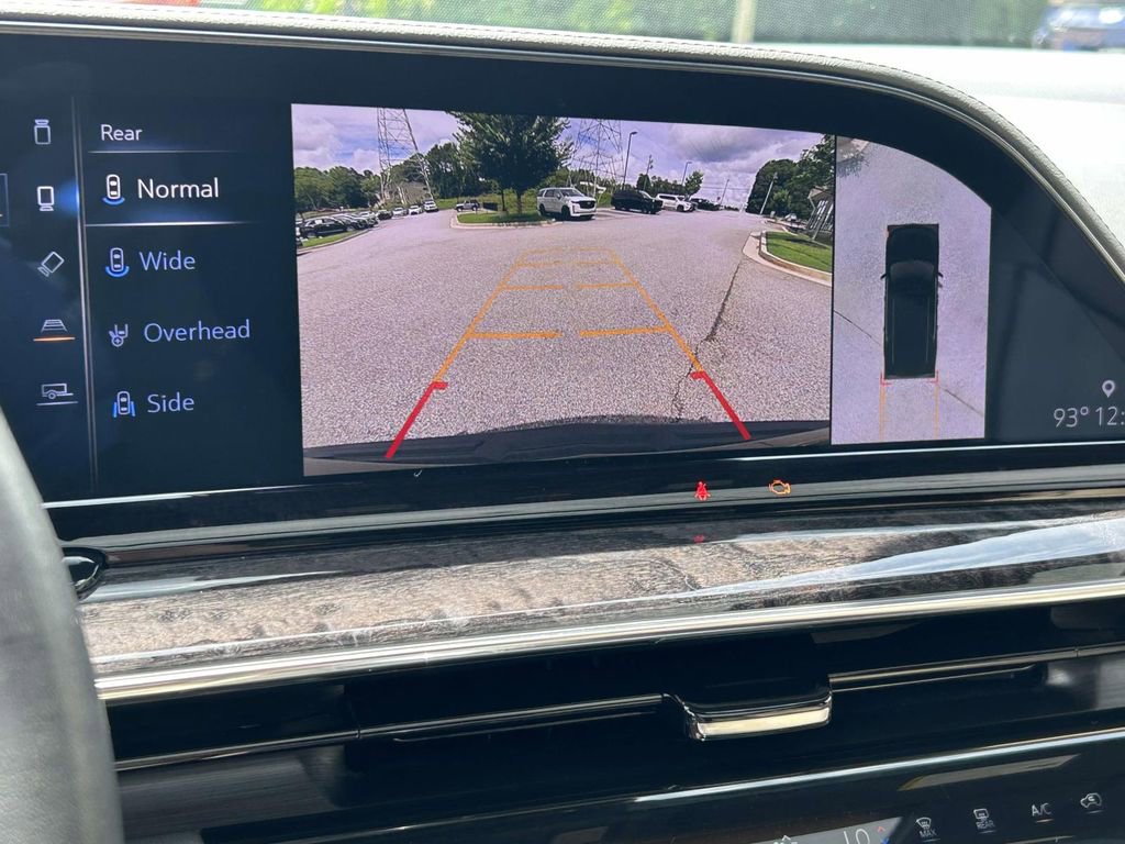 Certified 2023 Cadillac Escalade ESV Premium Luxury AWD/4WD image 29