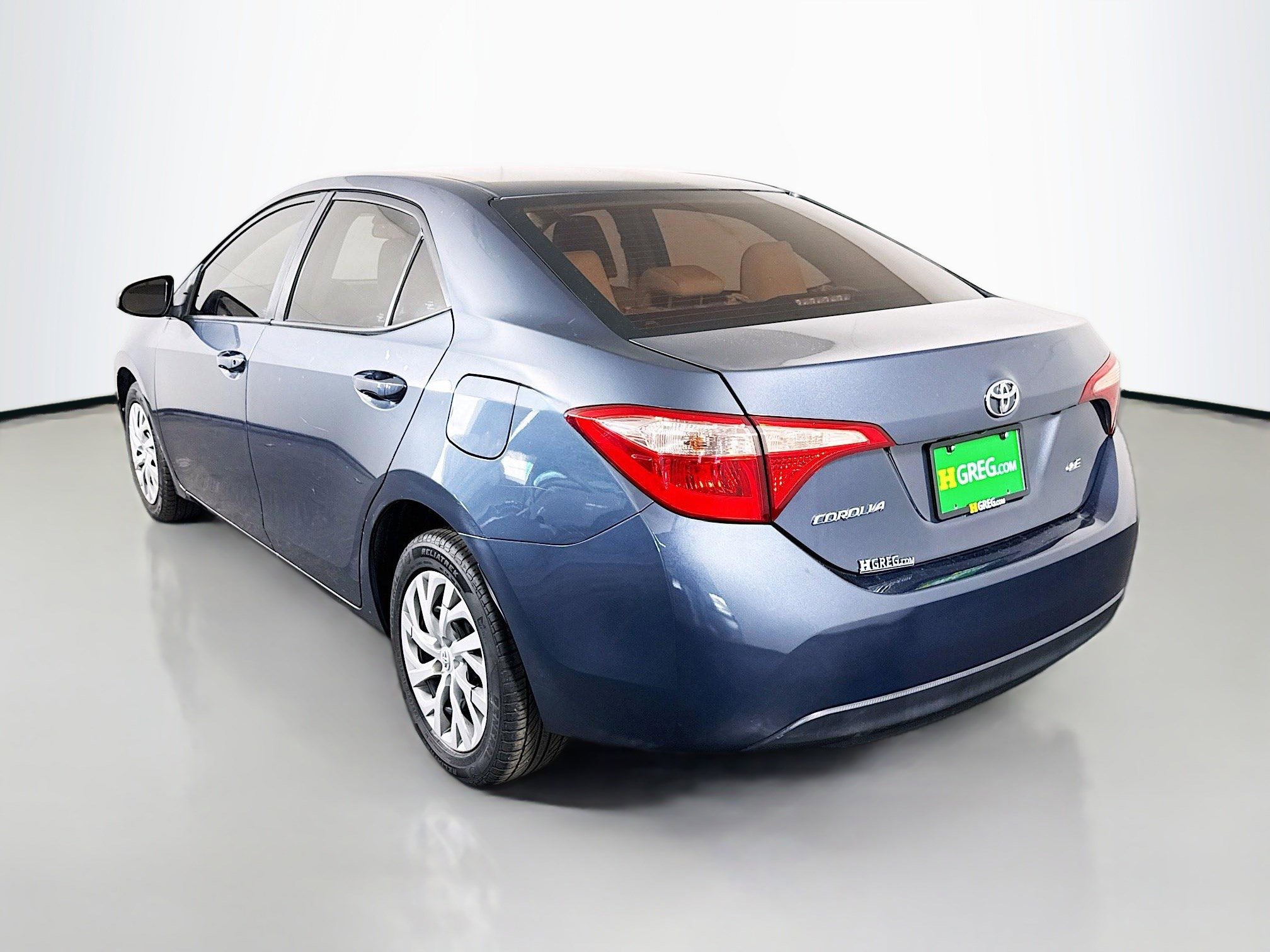 Used 2018 Toyota Corolla LE FWD image 7