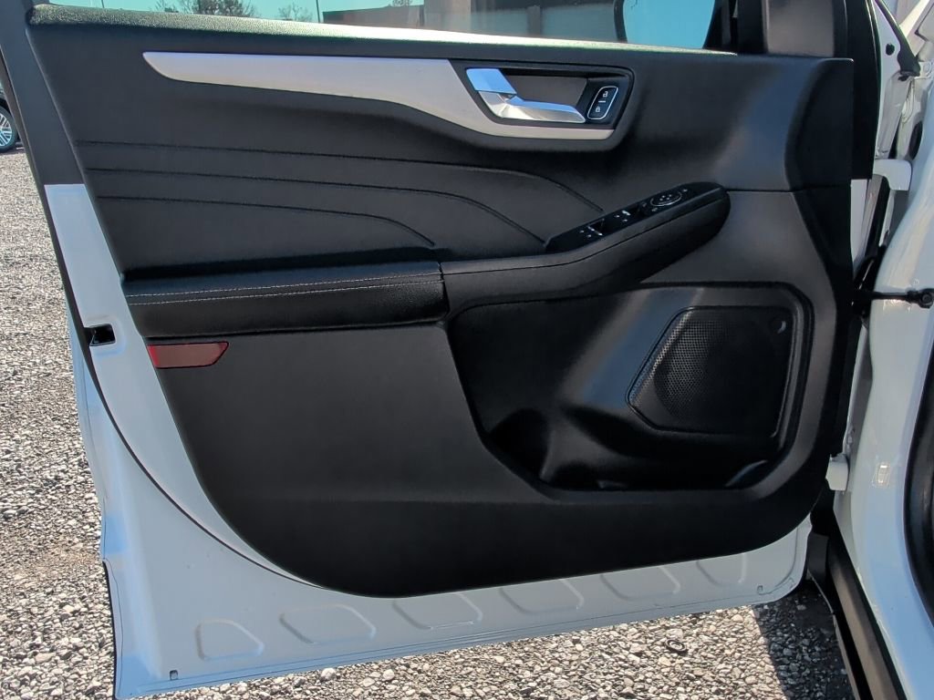 Used 2022 Ford Escape SEL image 20