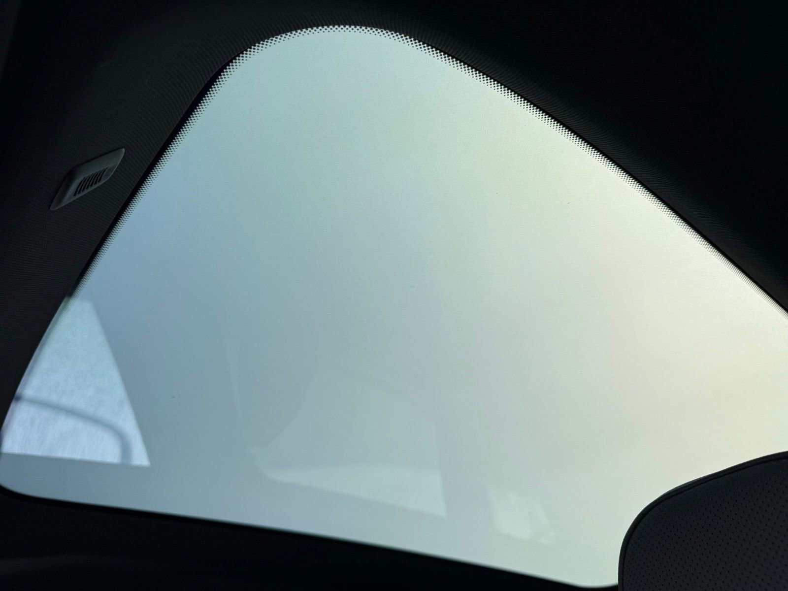 Used 2025 BMW iX M60 image 25