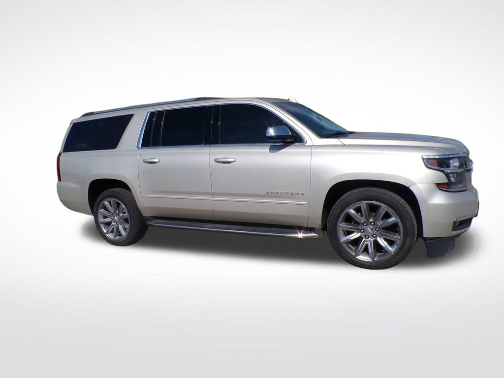 Used 2017 Chevrolet Suburban Premier AWD/4WD image 8