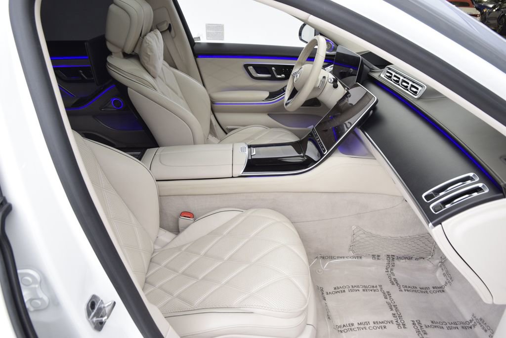 Certified 2023 Mercedes-Benz Maybach S 580 4MATIC image 16