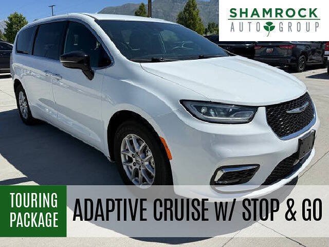 Used 2024 Chrysler Pacifica Touring