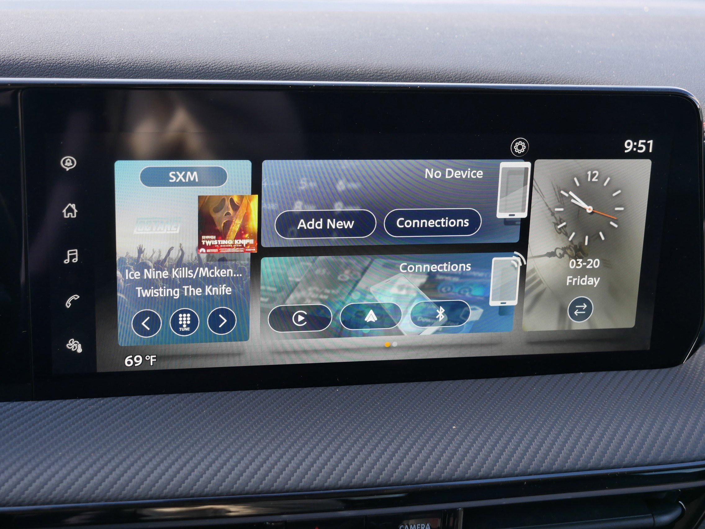 Used 2025 Nissan Kicks SR image 22