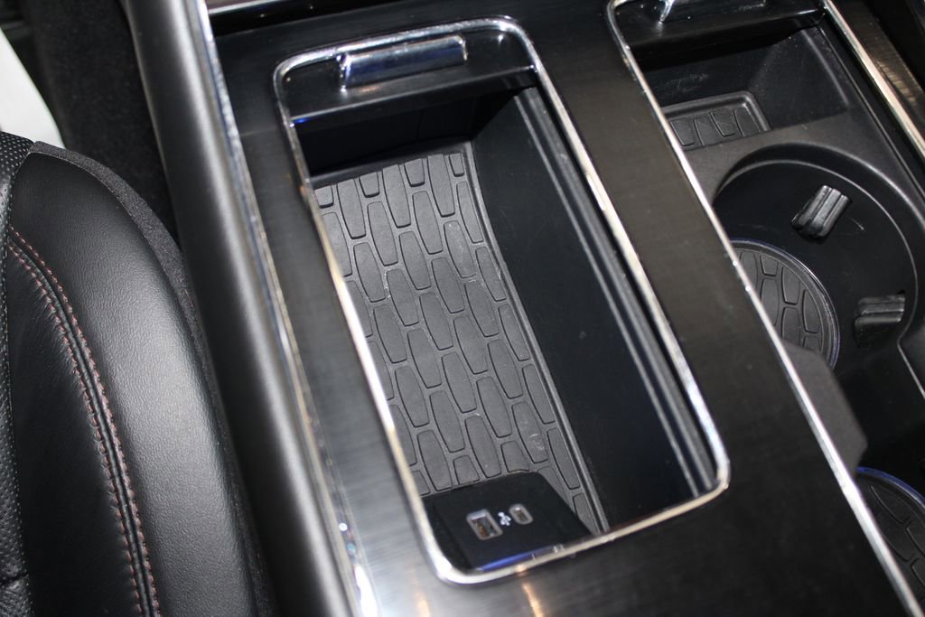 Used 2022 Lincoln Aviator Reserve w/ Equipment Group 201A image 57