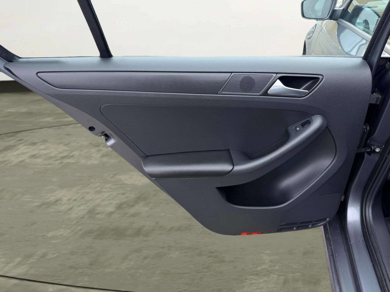 Used 2015 Volkswagen Jetta S w/ Welcome Package image 23