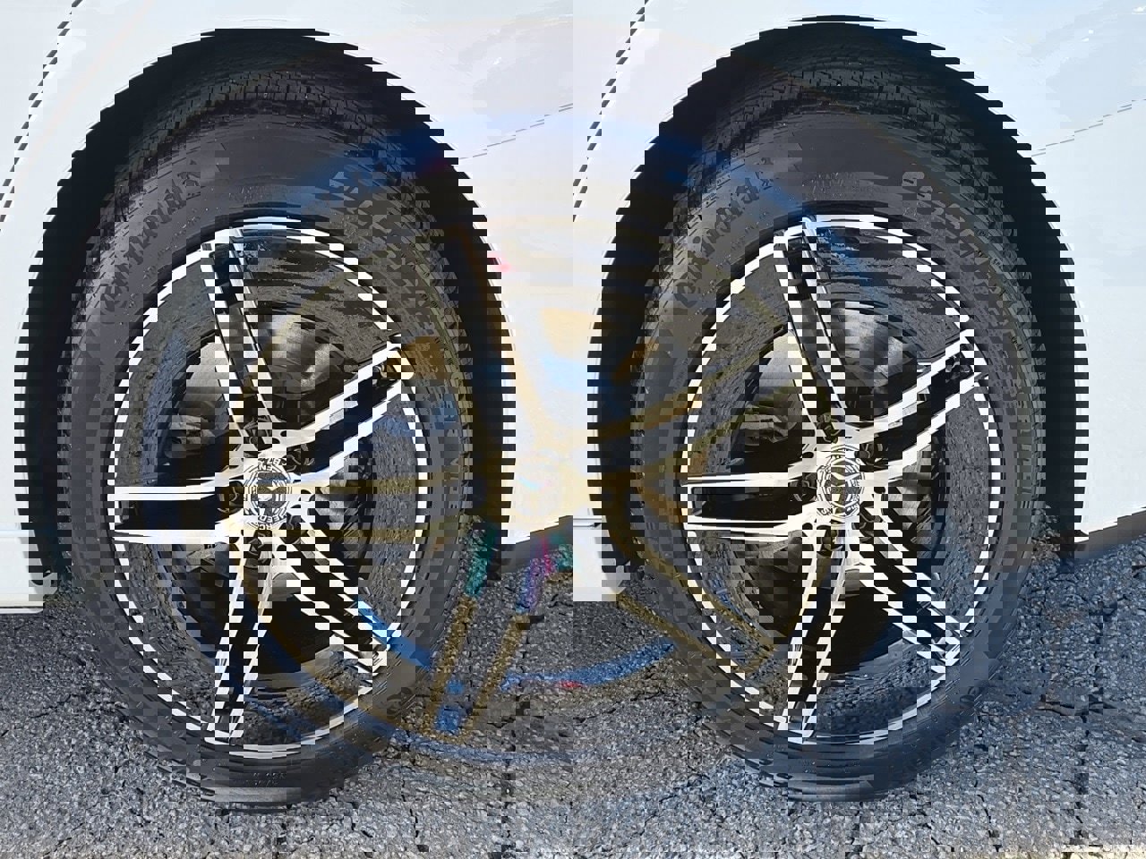 New 2026 Mercedes-Benz E 350 4MATIC image 9