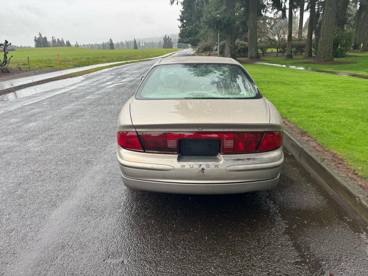 Used 2002 Buick Regal LS w/ LS Premium Pkg image 4