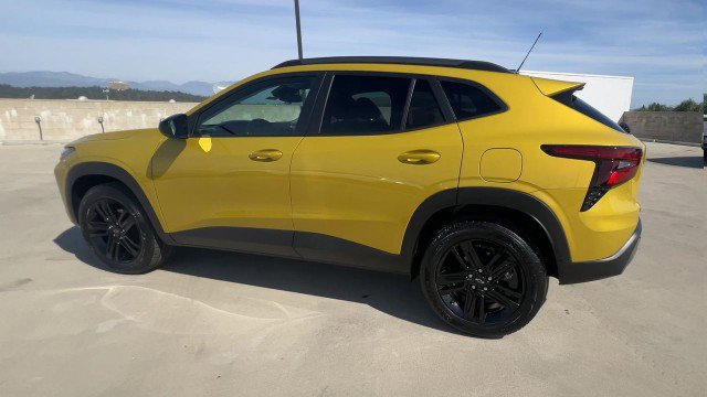 Used 2025 Chevrolet Trax ACTIV w/ Driver Confidence Package image 6