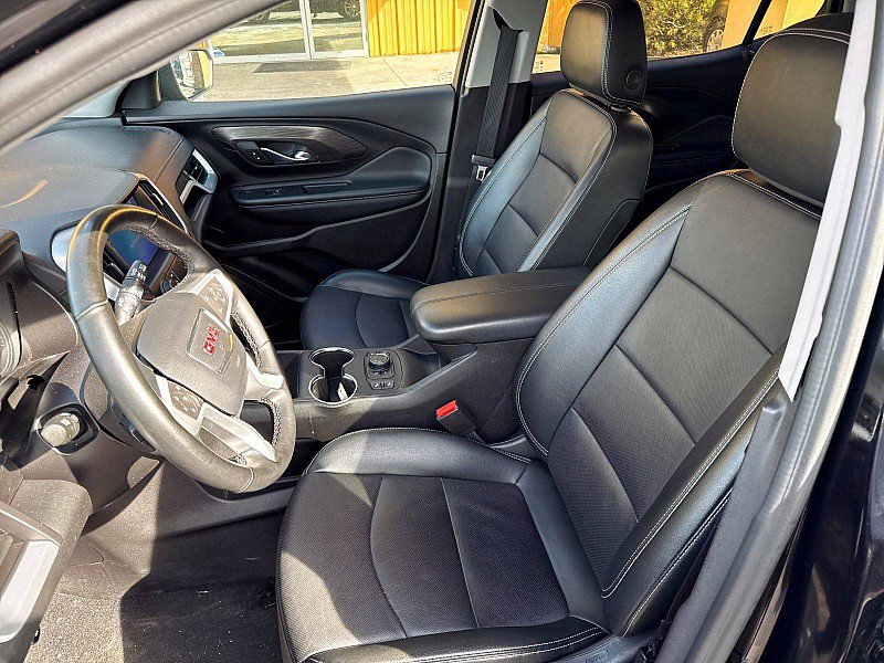 Used 2024 GMC Terrain SLT image 9