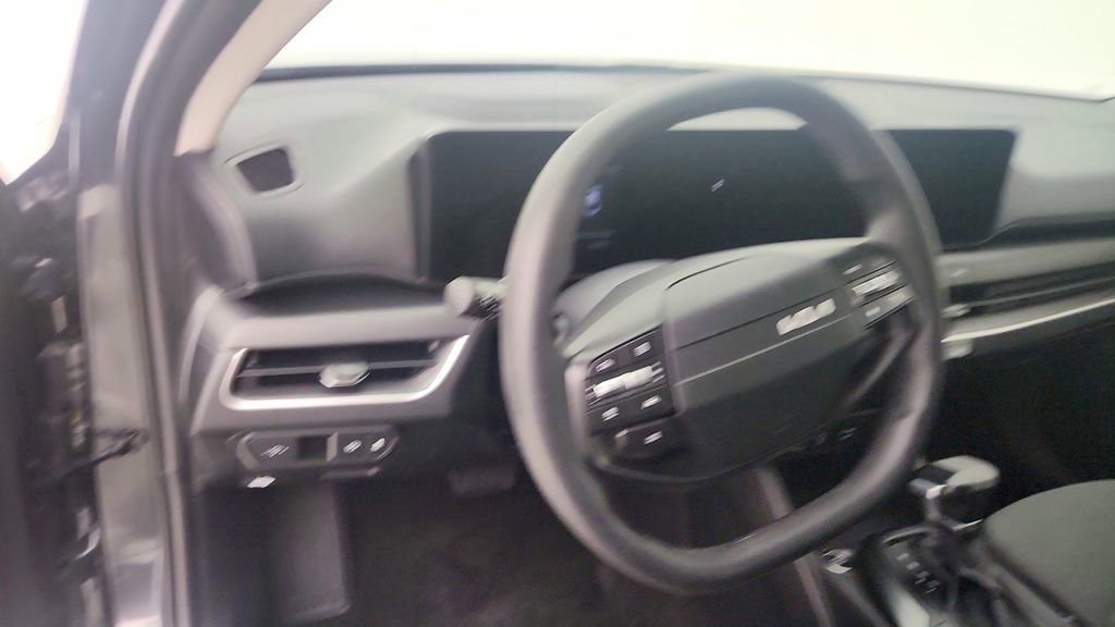 Used 2025 Kia K4 FWD image 15