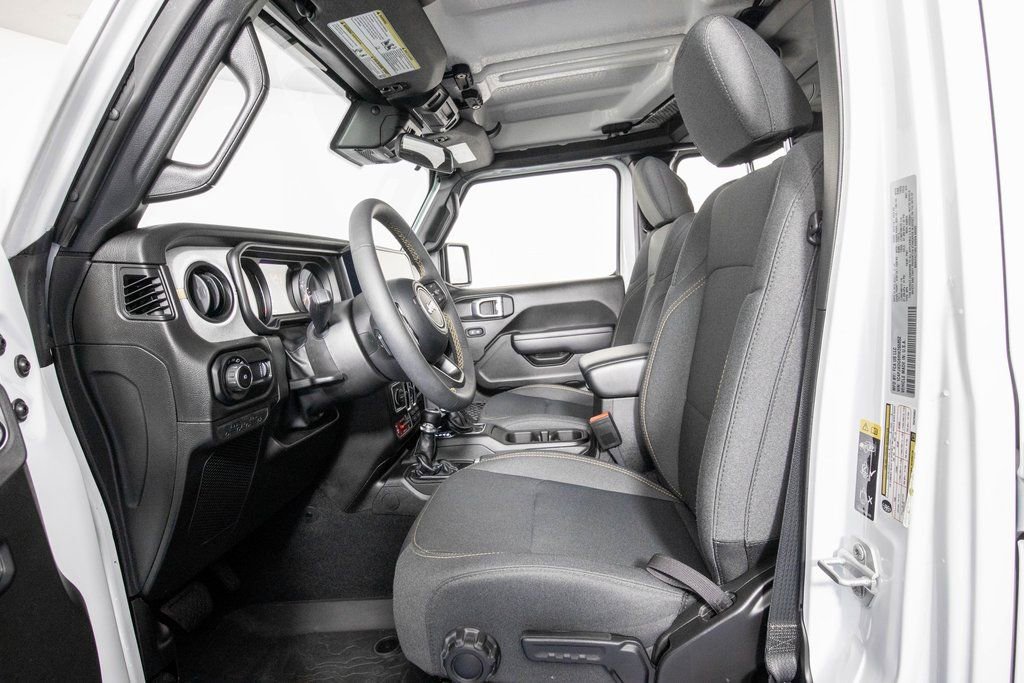 Used 2024 Jeep Wrangler Willys image 9