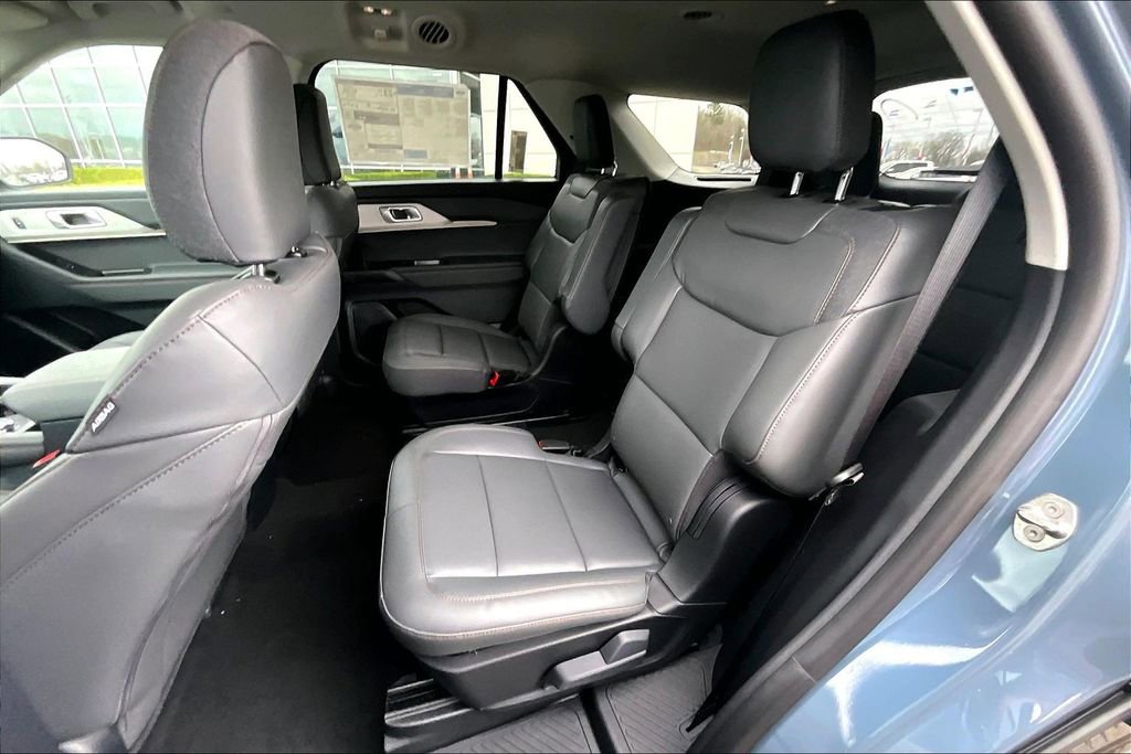 New 2026 Ford Explorer Active w/ Active Comfort Package image 10