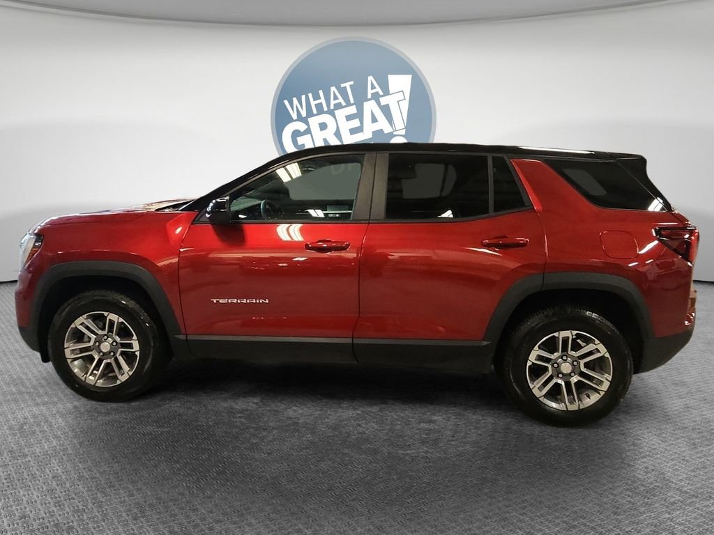 Used 2025 GMC Terrain Elevation w/ Technology Package II AWD/4WD image 7