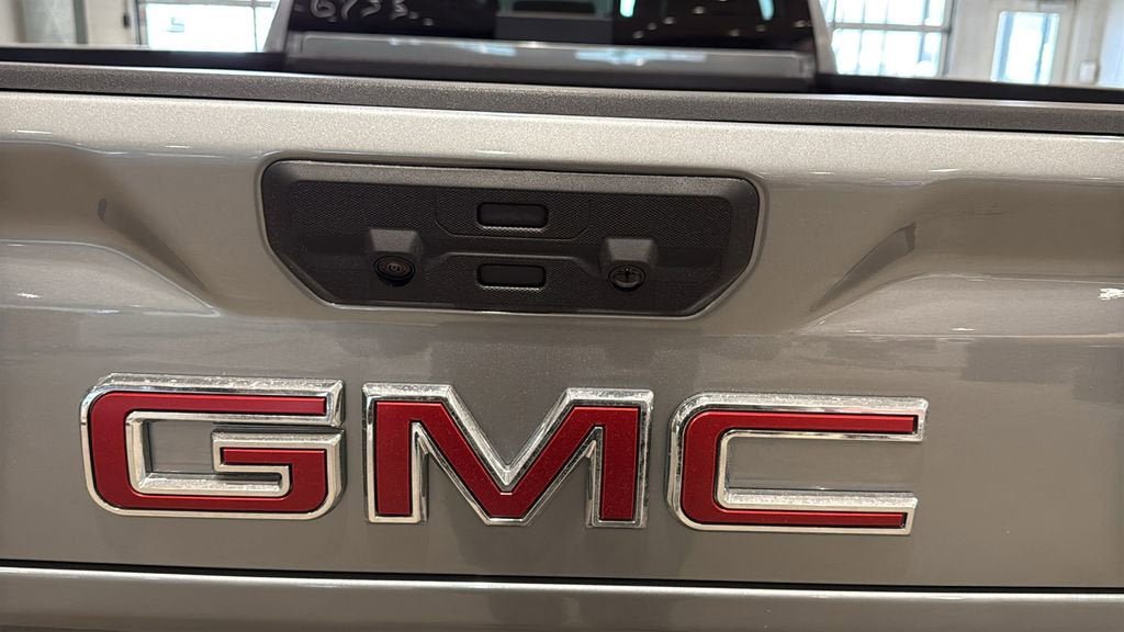 New 2026 GMC Sierra 3500 SLT w/ SLT Premium Package image 9