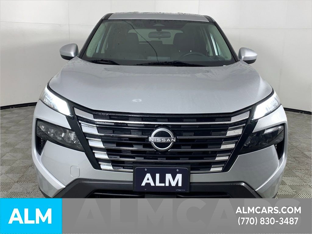 Used 2024 Nissan Rogue SV image 13