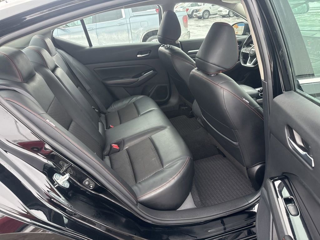 Used 2024 Nissan Altima 2.5 SR image 38