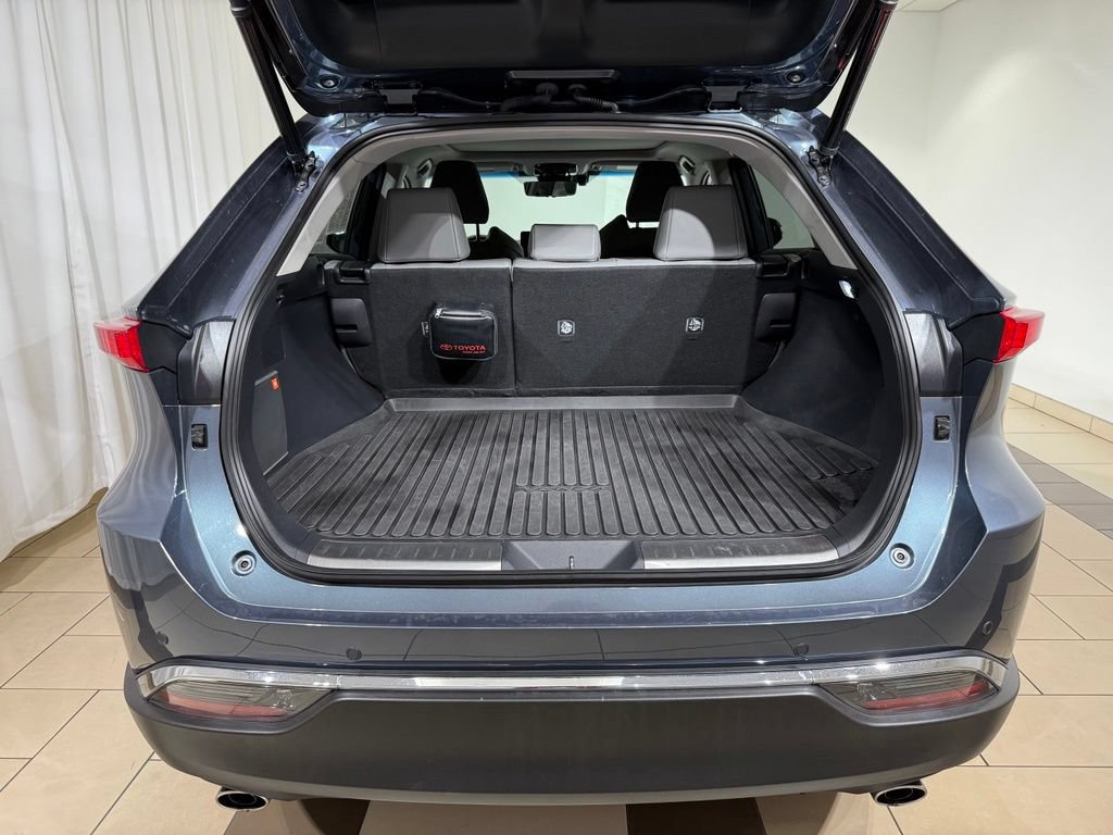 Certified 2023 Toyota Venza Limited AWD/4WD image 11