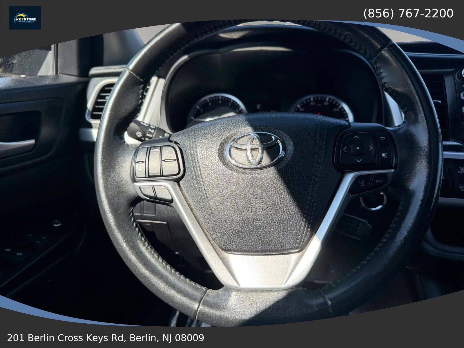 Used 2017 Toyota Highlander XLE FWD image 20