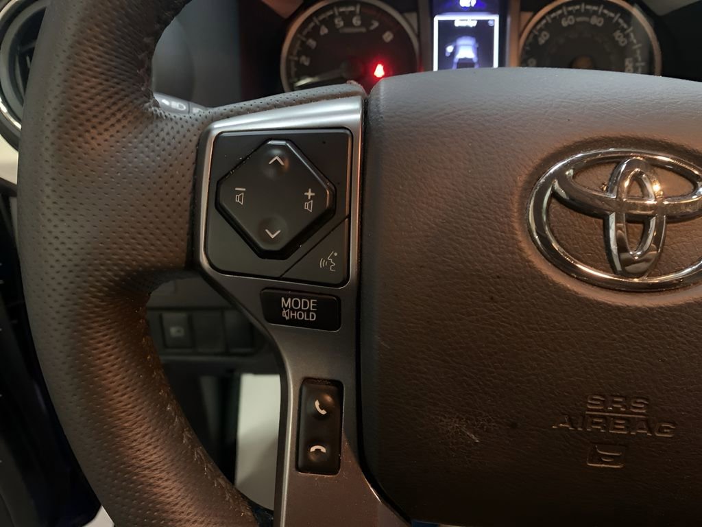 Used 2022 Toyota Tacoma SR5 image 24