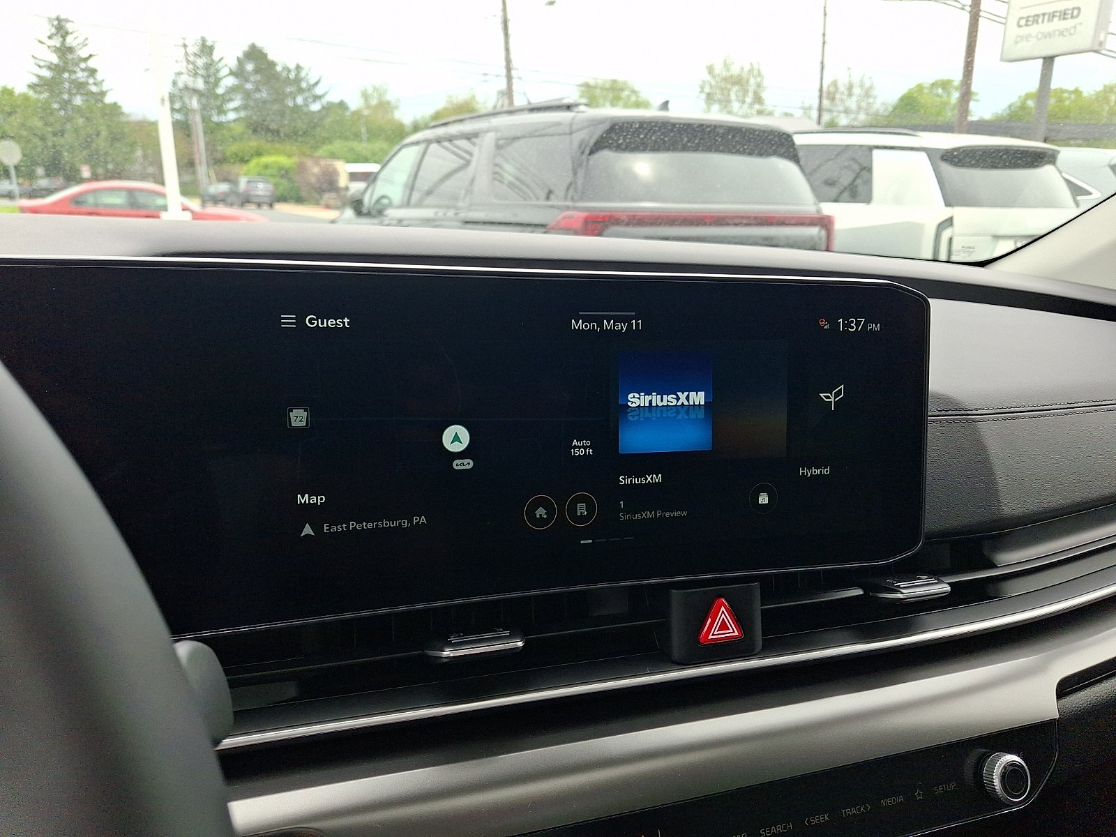 New 2026 Kia Carnival SX w/ SX Dark Edition Package FWD image 12