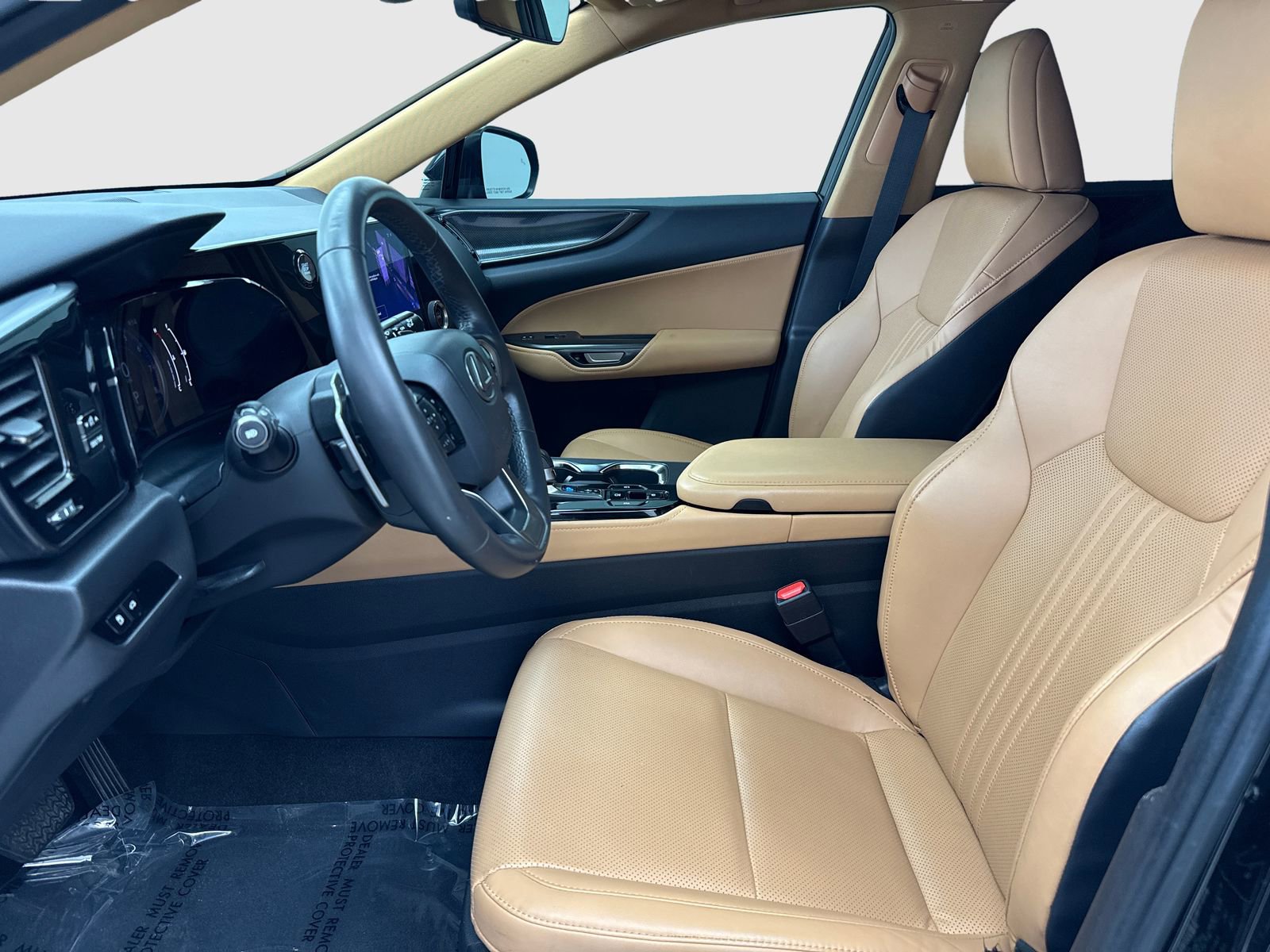 Used 2023 Lexus NX 250 FWD w/ Towing Package (2000 Lbs) image 17