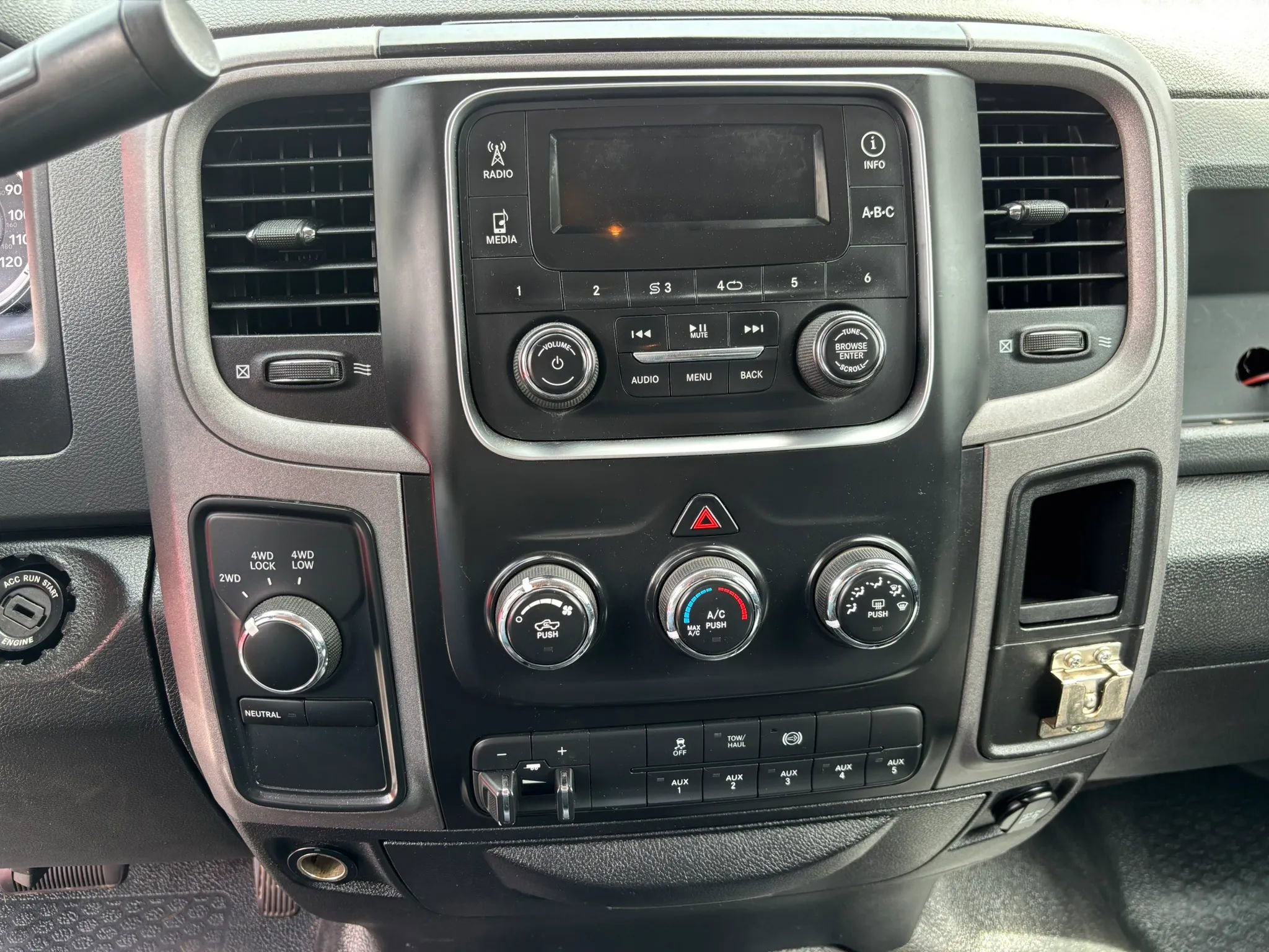 Used 2014 RAM 5500 Tradesman w/ Max Tow Package AWD/4WD image 19
