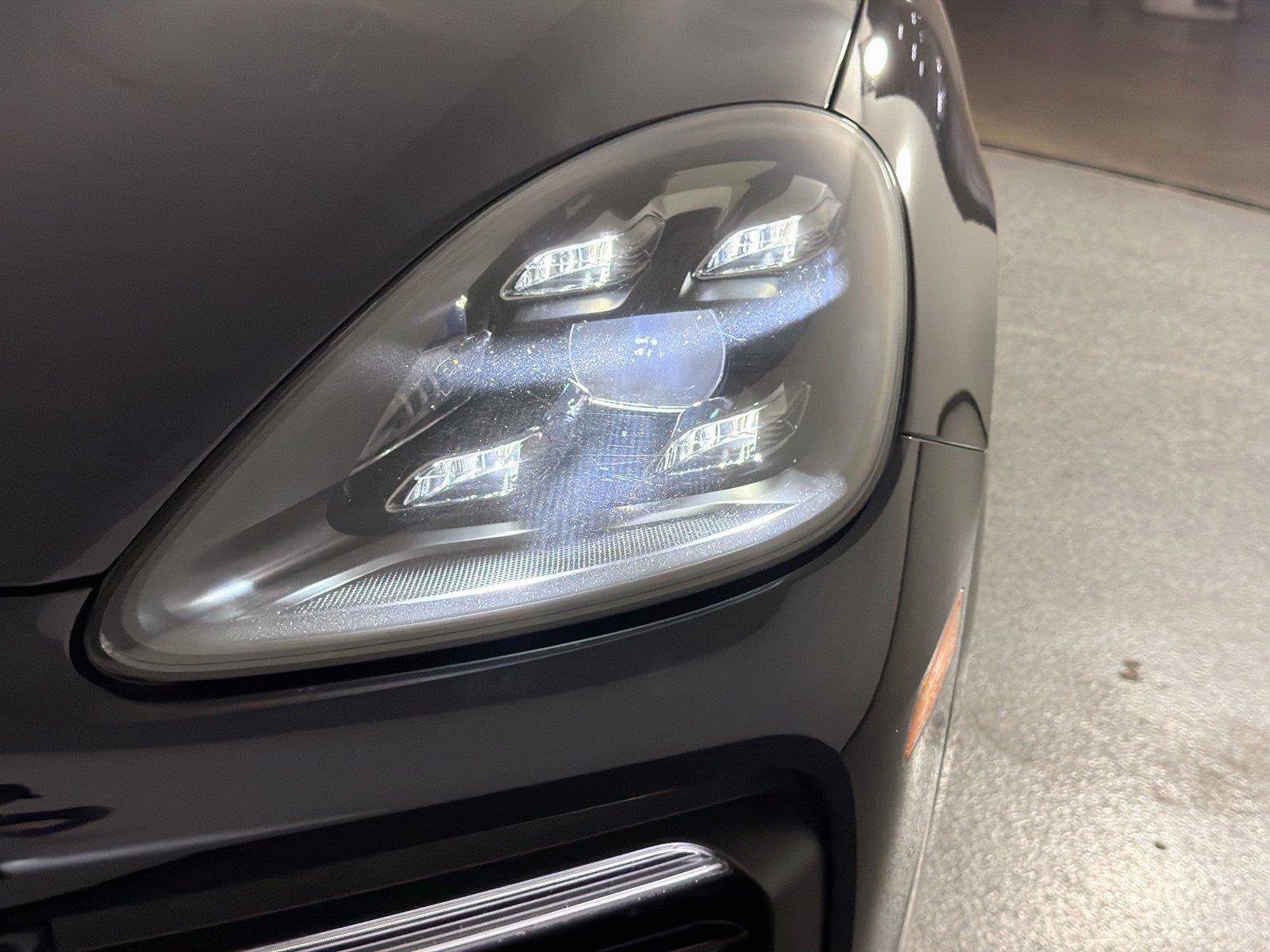 Certified 2020 Porsche Cayenne AWD/4WD image 15