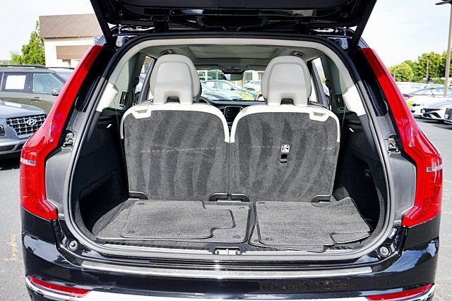 Used 2025 Volvo XC90 B6 Plus w/ Protection Package Premier image 13