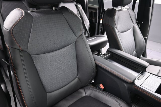 Used 2024 Toyota Sienna XSE w/ XSE Plus Package AWD/4WD image 14