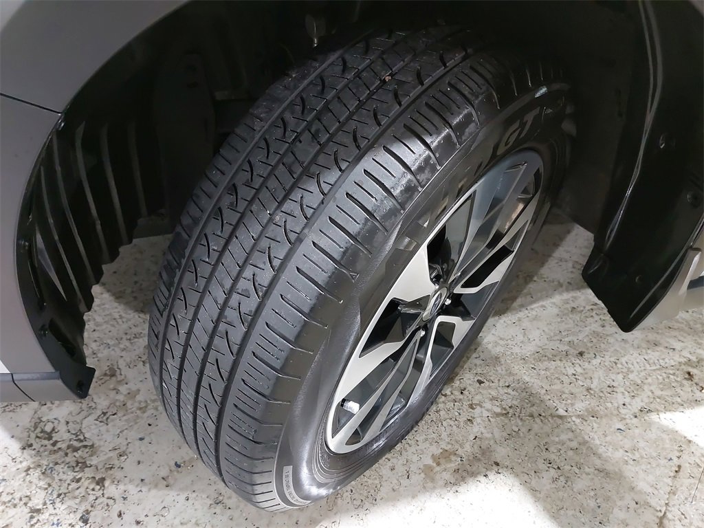 Used 2023 Subaru Outback Limited image 33