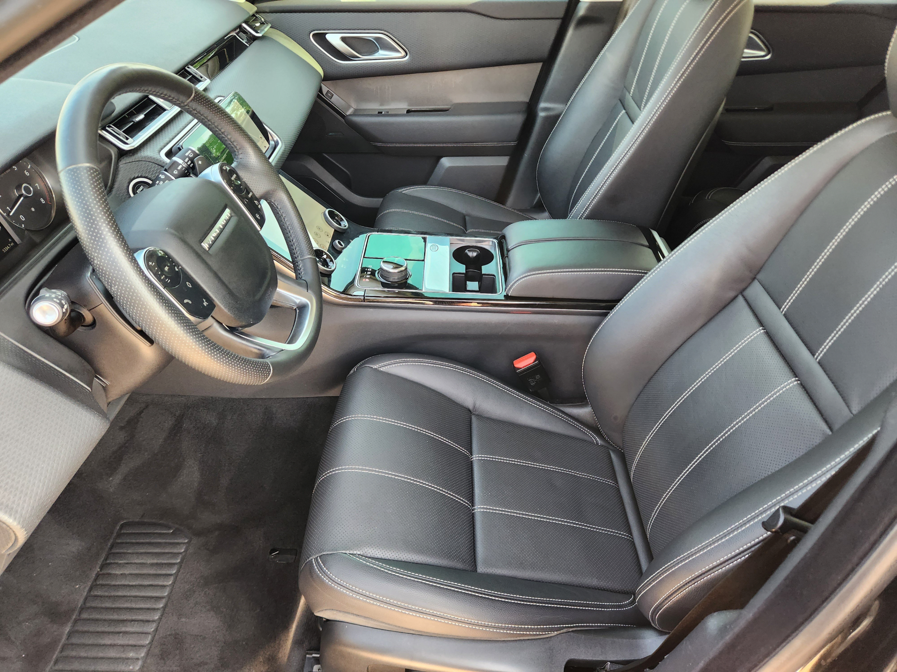 Used 2020 Land Rover Range Rover Velar S AWD/4WD image 5