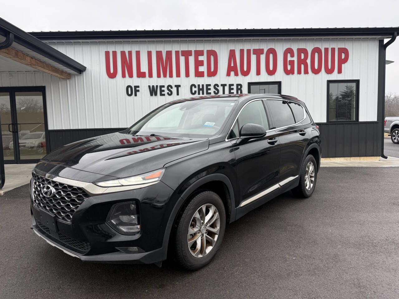 Used 2019 Hyundai Santa Fe SEL w/ Cargo Package FWD image 1
